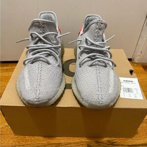 Adidas Yeezy Boost 350 V2